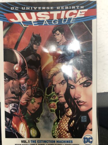 Justice League Vol.1 The Extinction Machines (2017) Dc Comics TPB SC Bryan Hitch