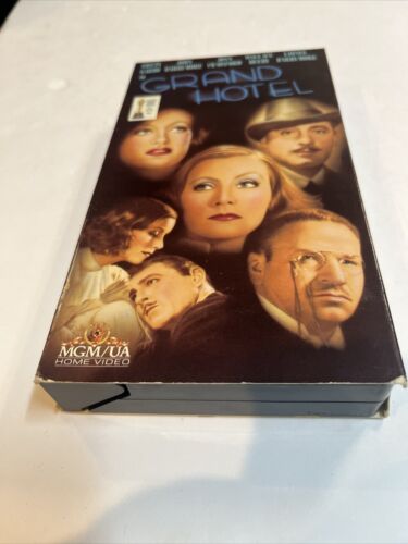 Grand Hotel (VHS) Greta Garbo John Barrymore Joan Crawford Wallace Berry