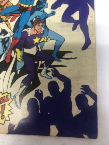 Blue Ribbon Digest : Legion Of Super-Heroes • DC Special (1981)