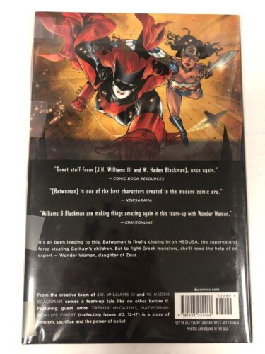 Batwoman Vol 3: World’s Finest | HC Hardcover (2013) J.H Williams III