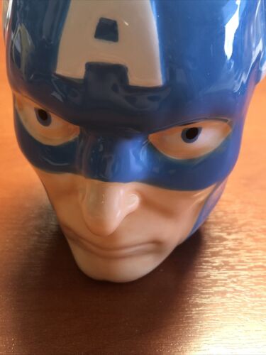 Marvel Comics: Captain America Ceramic Sculpted Mug