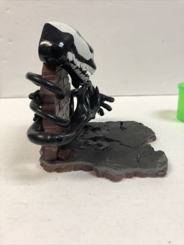 Spider-Man Classics Series 4 - Venom with Alien Ooze Base 2002 Mint No Ooze