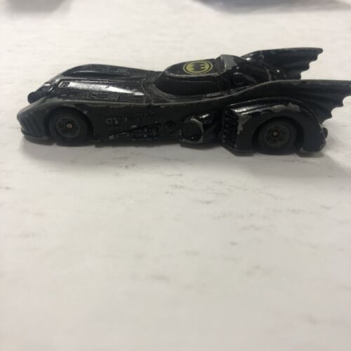 Vintage 1989 Diecast Ertl Batmobile Batman DC Comics Toy Car