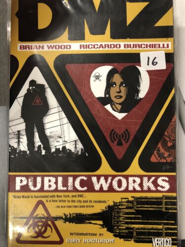 DMZ Vol.3: Public Works Vertigo (2007)  Trade paperback TPB SC Brian Wood