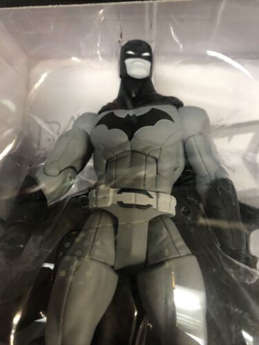 Batman Black & White 6 Inch Action Figure Comics Series - Batman by Greg Capullo