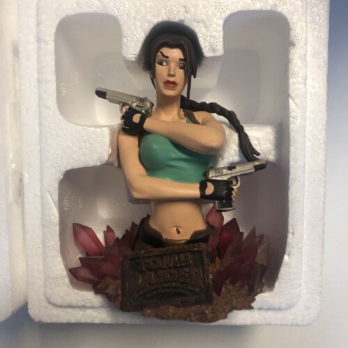 Tomb Raider Starring Lara Croft (2000) Limited Edition 3173/4500 Varner Studios