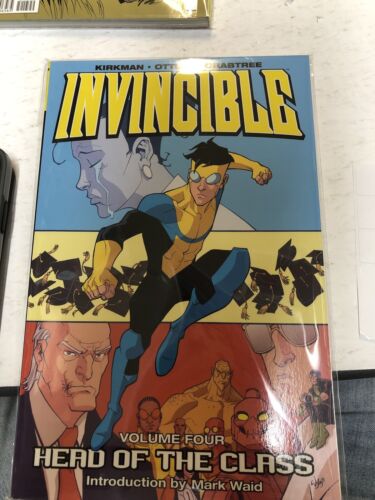 Invincible Vol.4 : Head Of The Class (2012) Image TPB SC Robert Kirkman