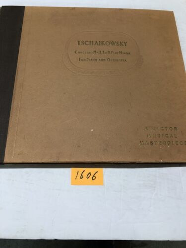 Tschaikovsky Concerto No . 1 In B Flat Minor  Vinyl  4 LP Album Box Set