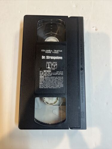 Dr. Strangelove or: How I Learned to Stop Worrying and Love the Bomb (VHS, 1988)