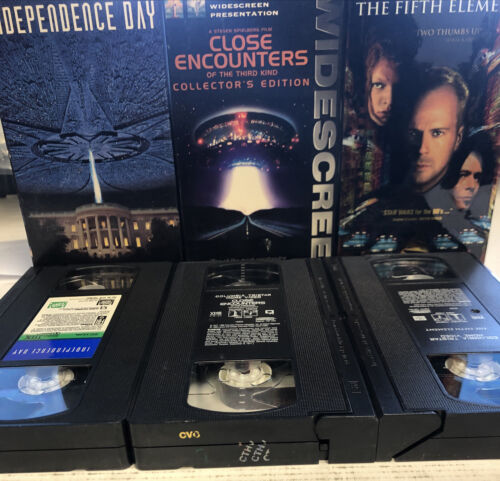 Independence Day,Close Encounter Of The Third Kind,Fifth Element (1996-1998)VHS