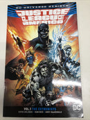 Justice League Of America Vol.1  (2017) TPB • DC Comics • Steve Orlando • Reis