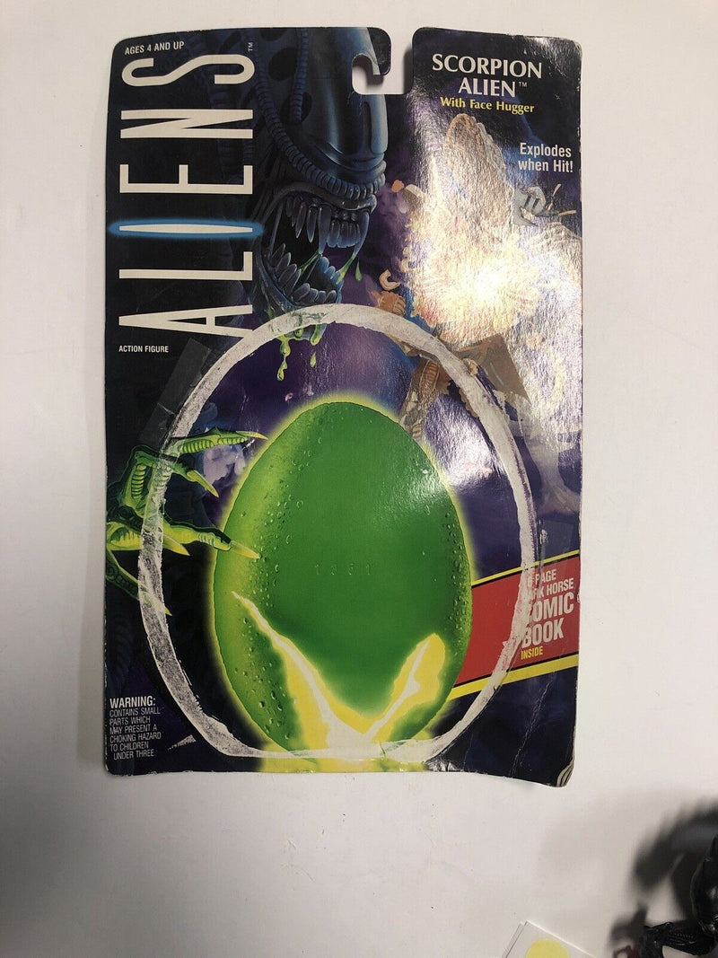 1992 Kenner Scorpion Alien With Card Back And Accessories