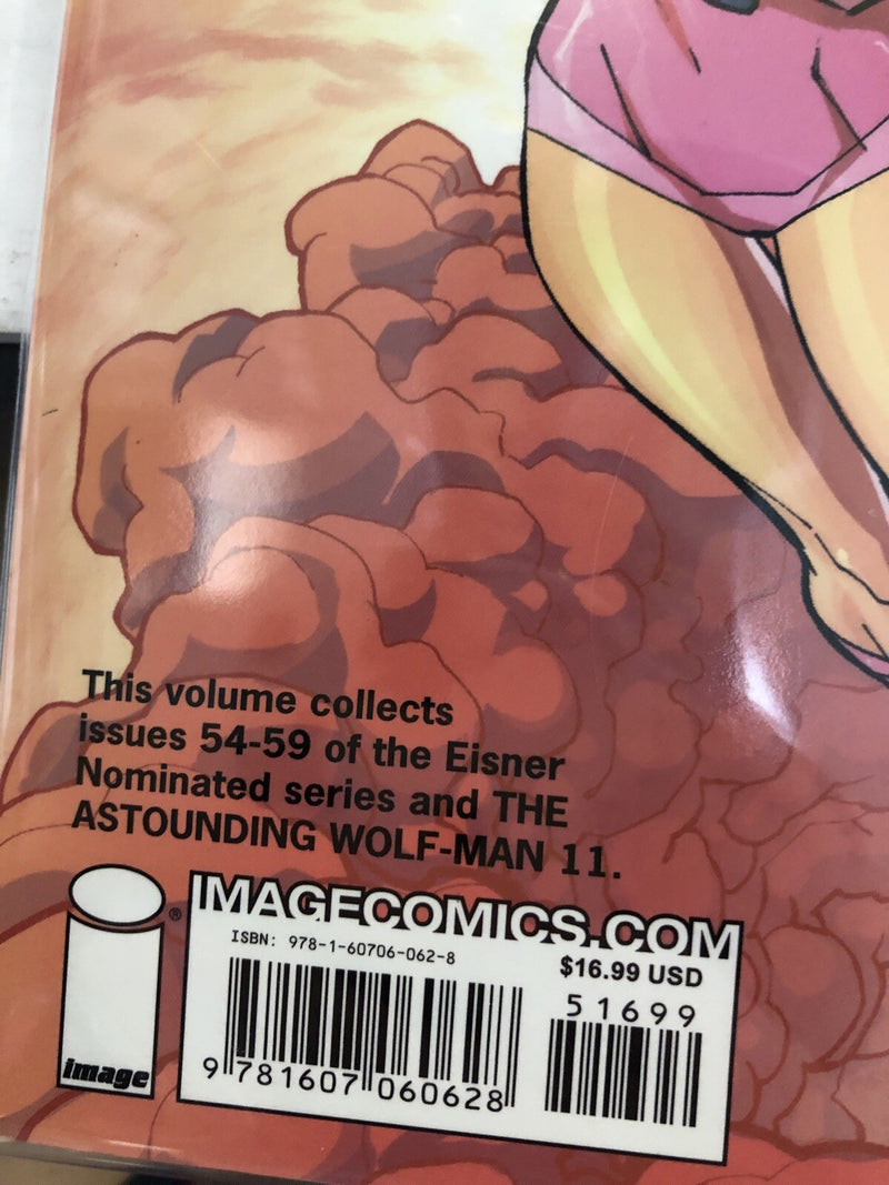 Invincible Vol.11 : Happy Days (2009) Image TPB SC Robert Kirkman