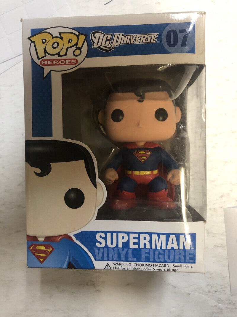 Funko POP! DC UNIVERSE 07 SUPERMAN VINYL FIGURE (2013)