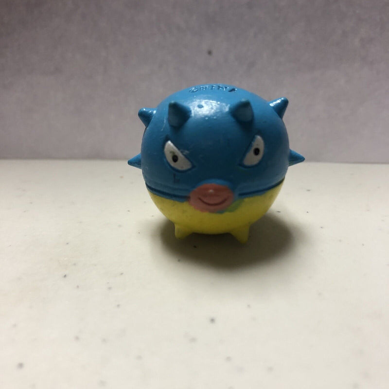 Qwilfish TOMY Pokemon Figure 2" CGTSJ 1999 Nintendo - Vintage