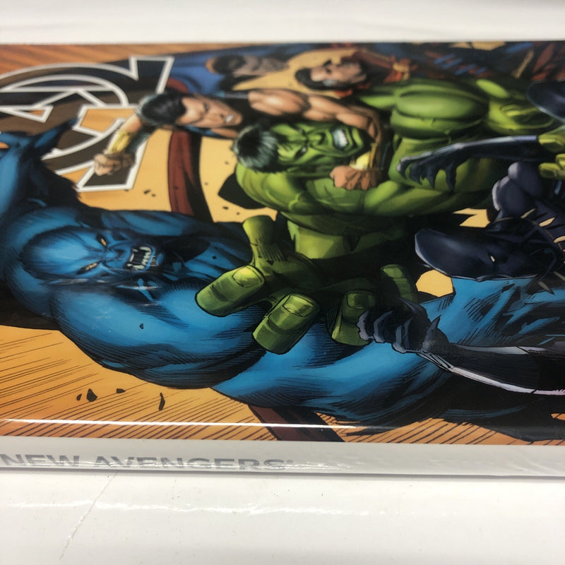 New Avengers (2016) HC • Marvel Universe • Hickman • Bianchi • Morales • Schiti