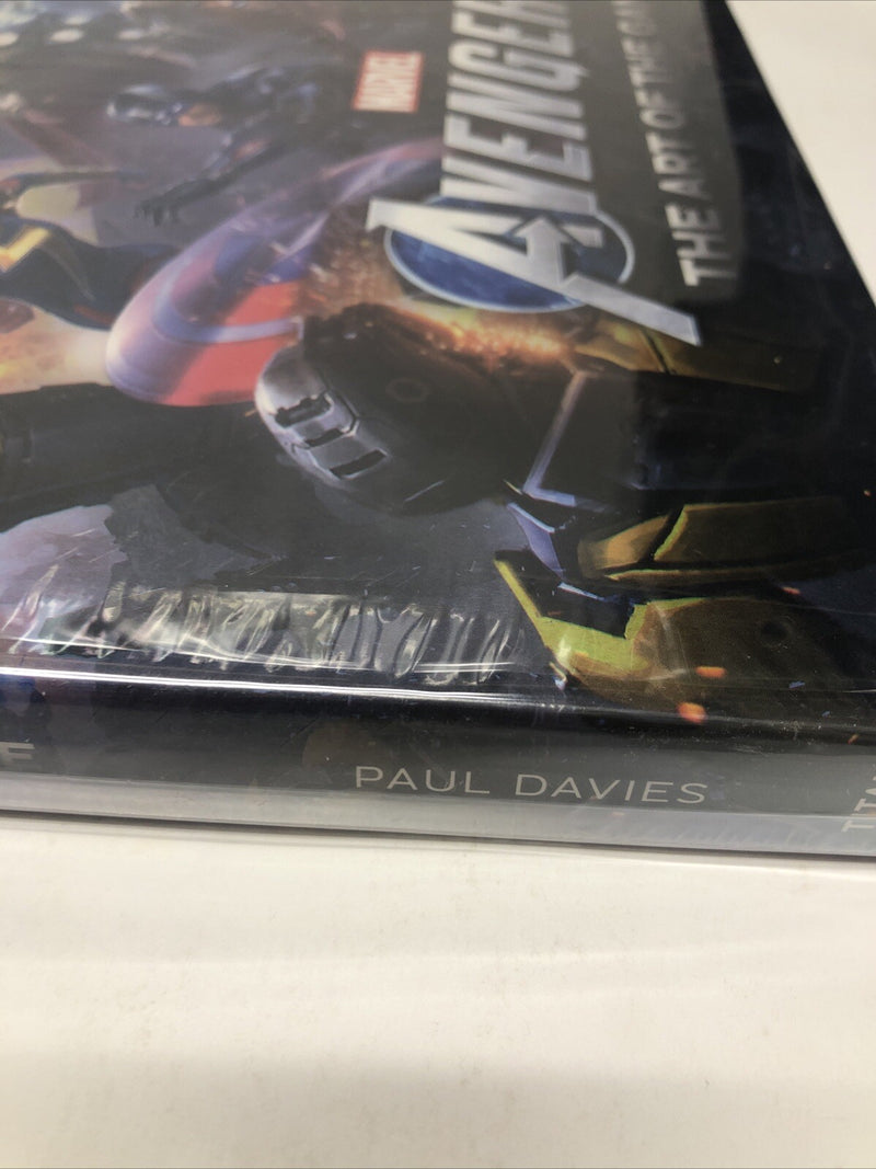 Avengers : The Art Of The Game (2024) HC Marvel Universe • Titan Books • Hulk