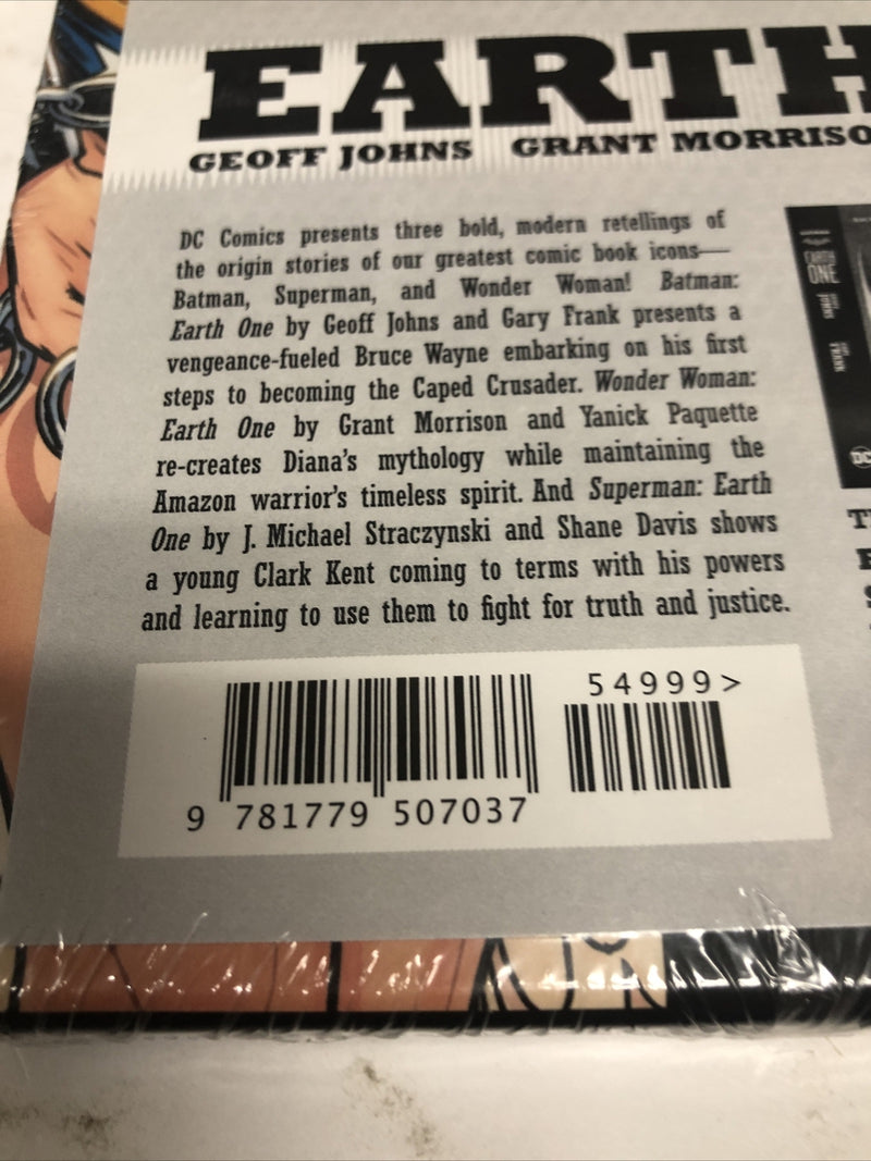 Earth One Box Set (2021) DC Comics  Grant Morrison