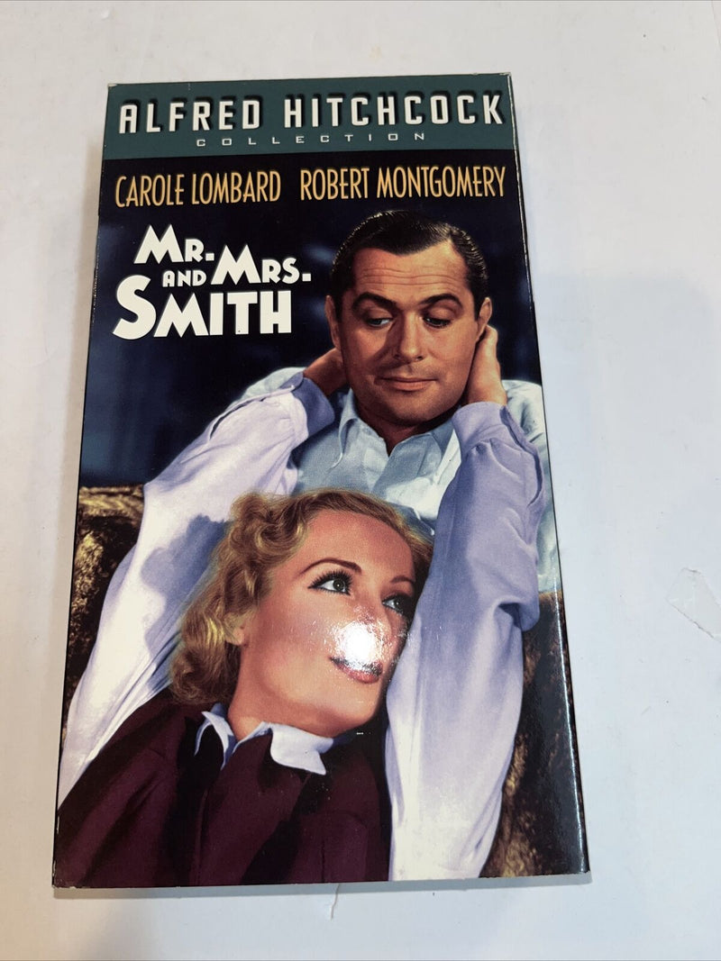 Mr. and Mrs. Smith (VHS, 2000, B&W) Alfred Hitchcock • Carole Lombard