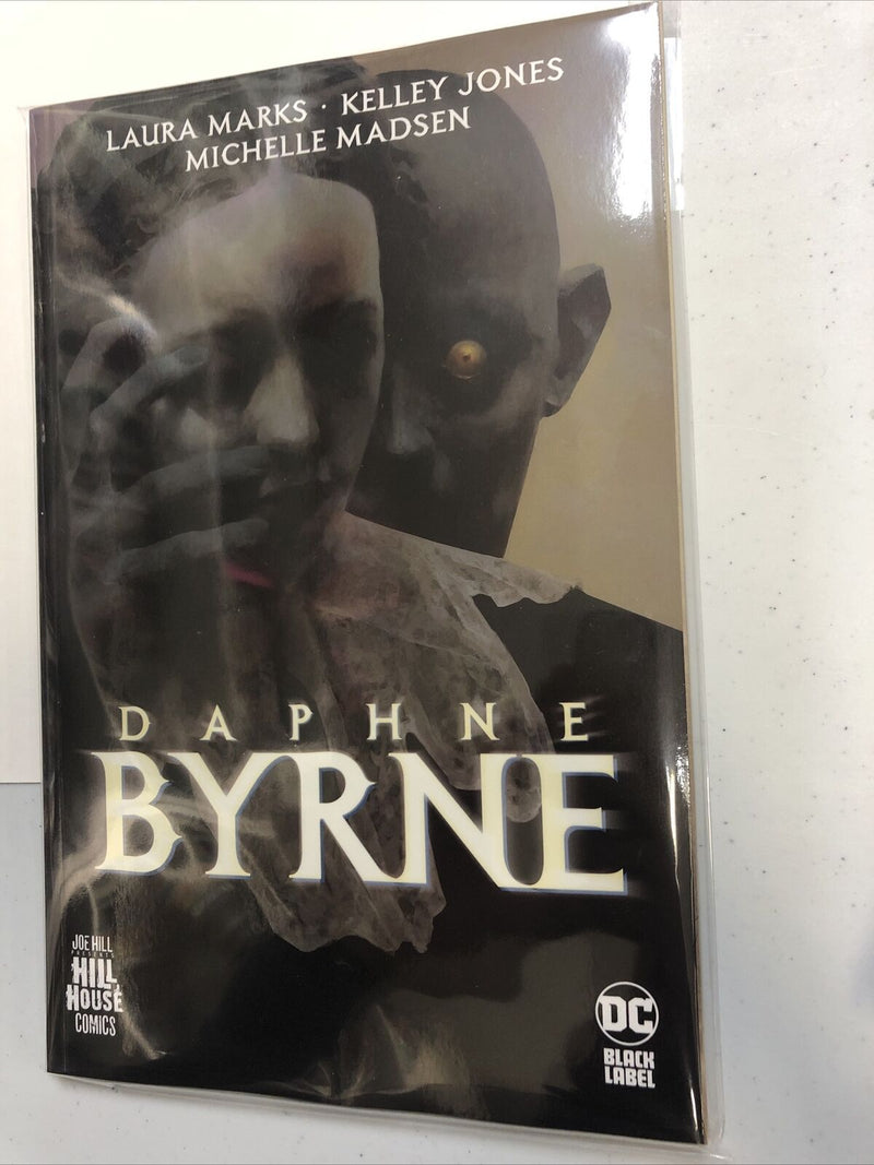 Daphne Byrne  DC Comics  SC TPB Laura Marks