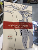 The Umbrella Academy  (2008) Dark Horse TPB SC Gerard Way