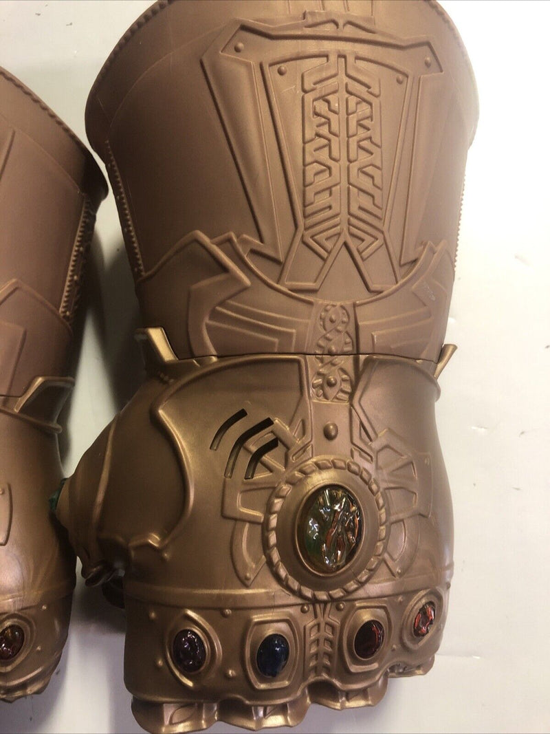 Infinty Gauntlet toy glove • Punch • Marvel Universe • Hasbro • Gold • Power