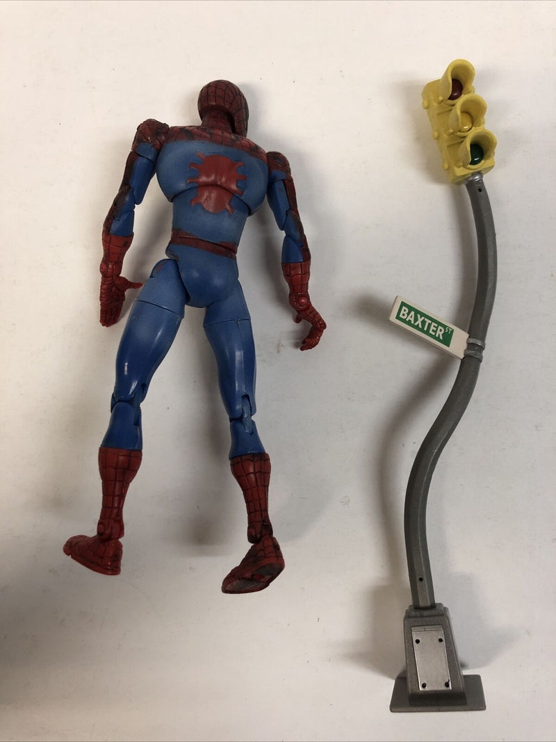 Spiderman 4 Super Strength Spider-man With Bendable Street Lamp (2002) Complete