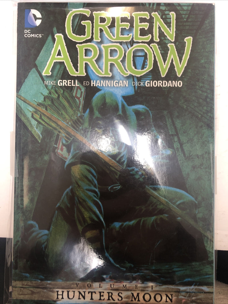 Green Arrow Vol.1 Hunters Noon (2013) Dc Comics TPB SC Mike Grell