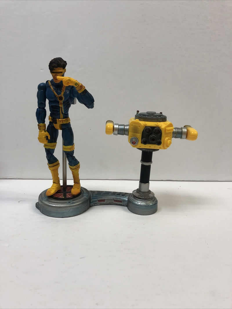 Marvel Legends X Men Classics Jim Lee style CYCLOPS (2003)Complete Mint