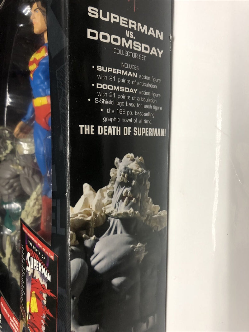 Superman vs. Doomsday Collector Set NIB Action Figures Graphic Novel