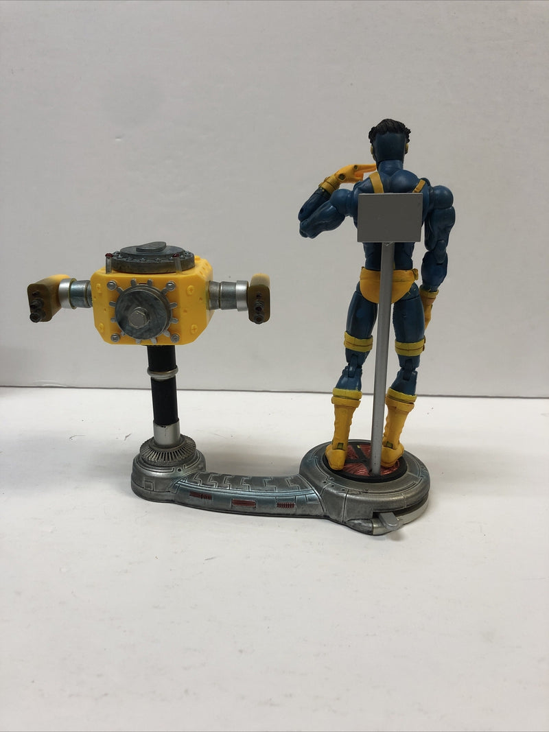 Marvel Legends X Men Classics Jim Lee style CYCLOPS (2003)Complete Mint