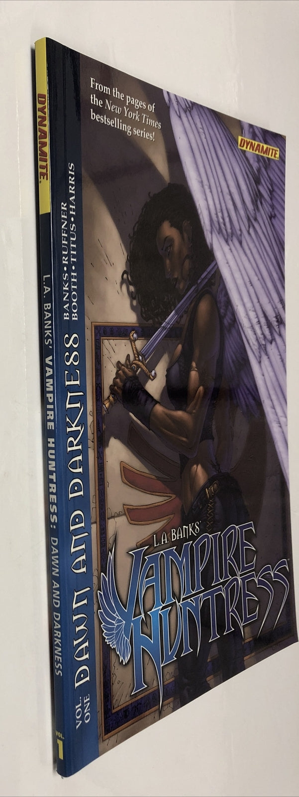 Vampire Hunters : Dawn And Darkness (2011) TPB • Dynamite Entertainment • Banks