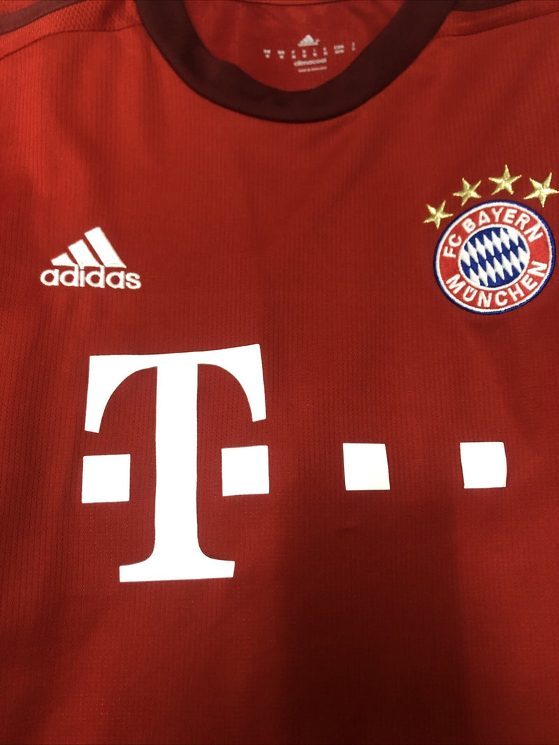 Robben • Team Viewer • Red & White