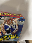 1989-90 Fleer NBA Basketball Wax Box (36 Packs)