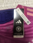 Sané • Pink And Purple