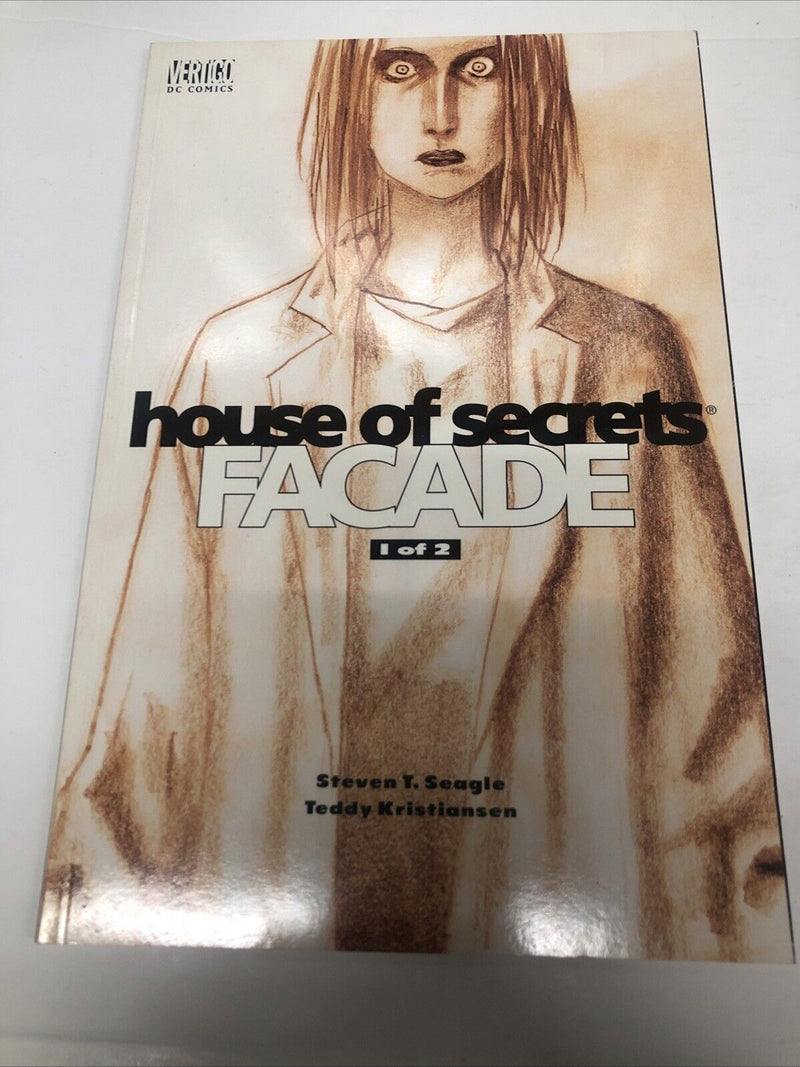 House Of Secrets Facade (2001) Set