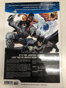 Justice League Of America Vol.1  (2017) TPB • DC Comics • Steve Orlando • Reis