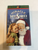 Miracle on 34th Street (VHS, 1993, Colorized) Maureen O’Hare • John Payne