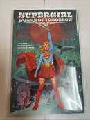 Supergirl: Woman of Tomorrow SC • Tom King Bilquis Evely • Dc Comics