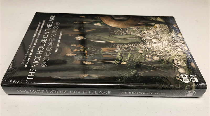 The Nice House On The Lake Deluxe Edition (2023) HC DC Black Label | Tynion IV