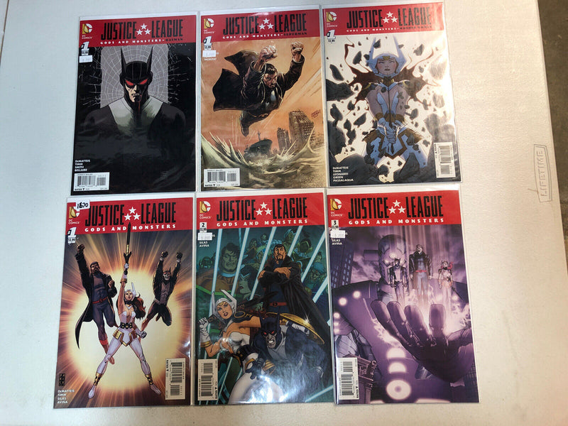 Justice League Gods And Monsters (2015)