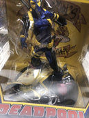 Deadpool X-men Uniform Taco Truck Edition (2022) Diamond Select Toys