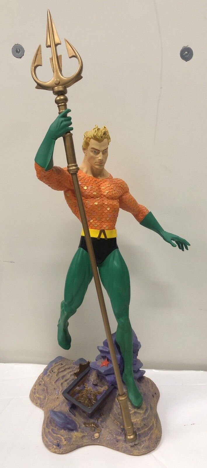 AQUAMAN Statue (2002) • DC DIRECT • 0643/1200 • Manufactured In China • Classic