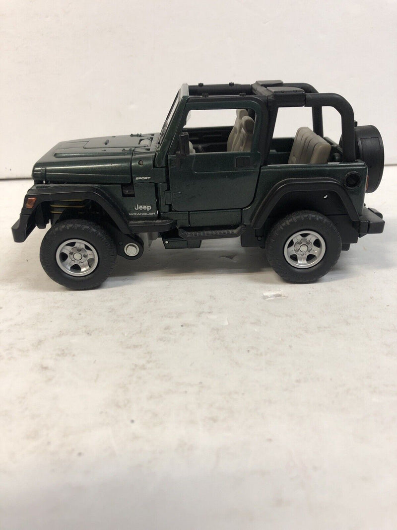 Transformers Alternators Jeep Wrangler Hound 2003 Complete Mint w/instructions