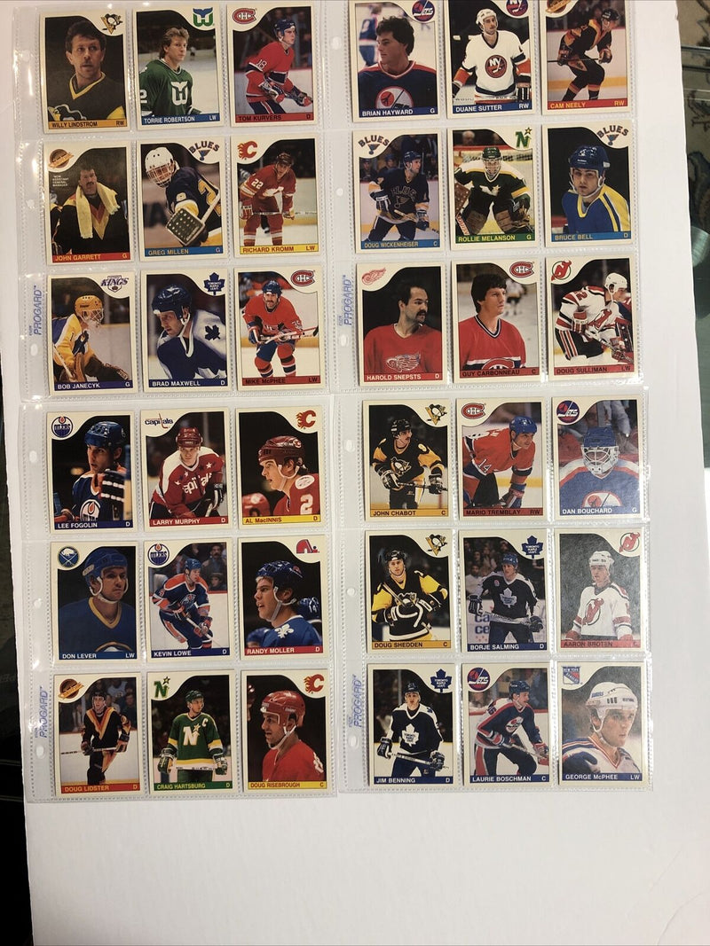 1985-1986 O-Pee-Chee 263 Card Set 263 Missing Mario Lemieux (7.0-9.0 Condition)