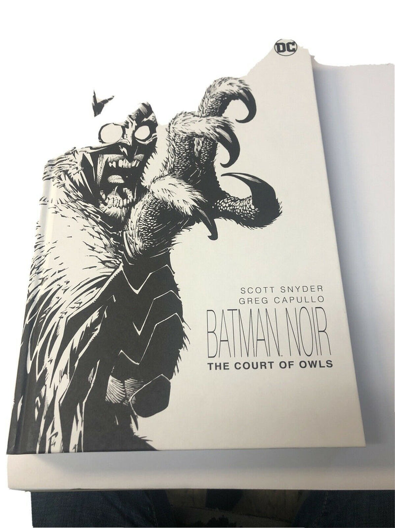 Batman Noir The Court Of Owls Hardcover (2017) (NM)