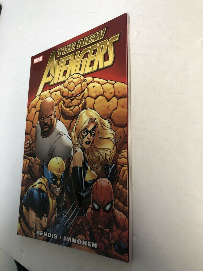 New Avenger Vol.1 FPB Softcover (2011)(NM)Brian Bendis (1st Print)