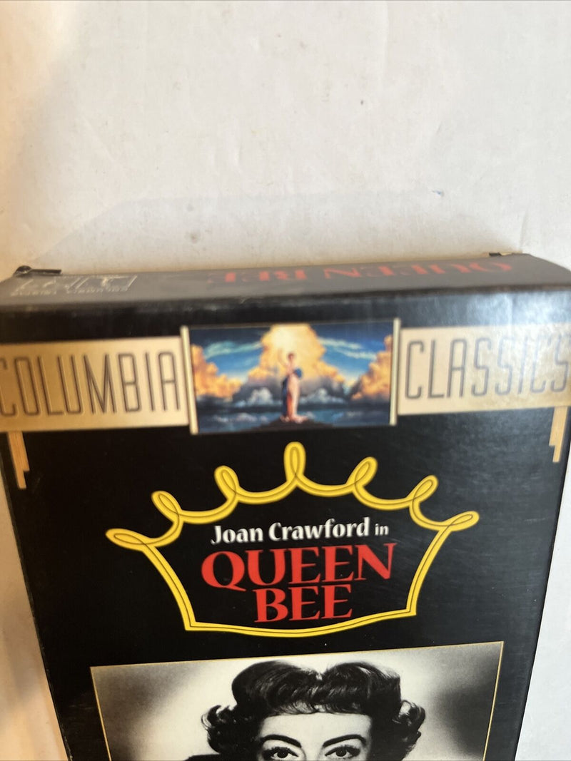 Queen Bee (VHS 1995)  Joan Crawford • Barry Sullivan • Betsey Palmer