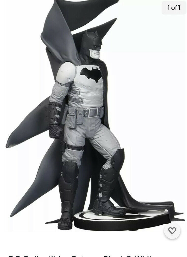 DC Collectibles Batman Black & White Batman b Rafael Albuquerque Statue
