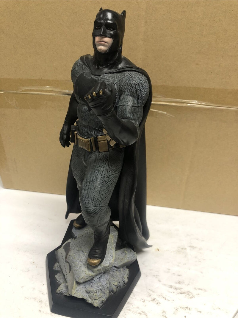 Batman V Superman: Dawn of Justice Collector's Edition Batman Statue